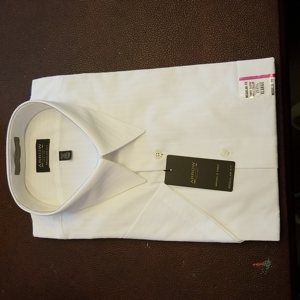 Arrow short sleeve dress shirt